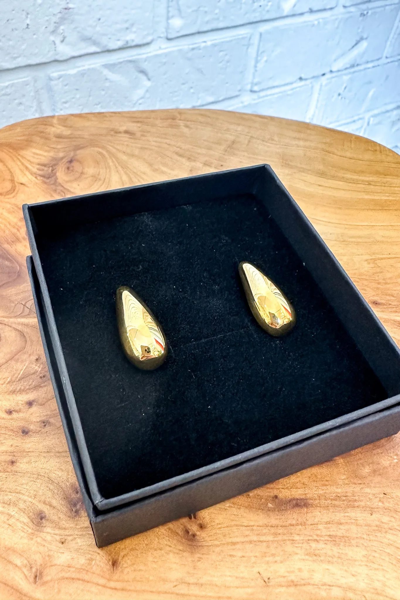 18K Anne Drop Earrings