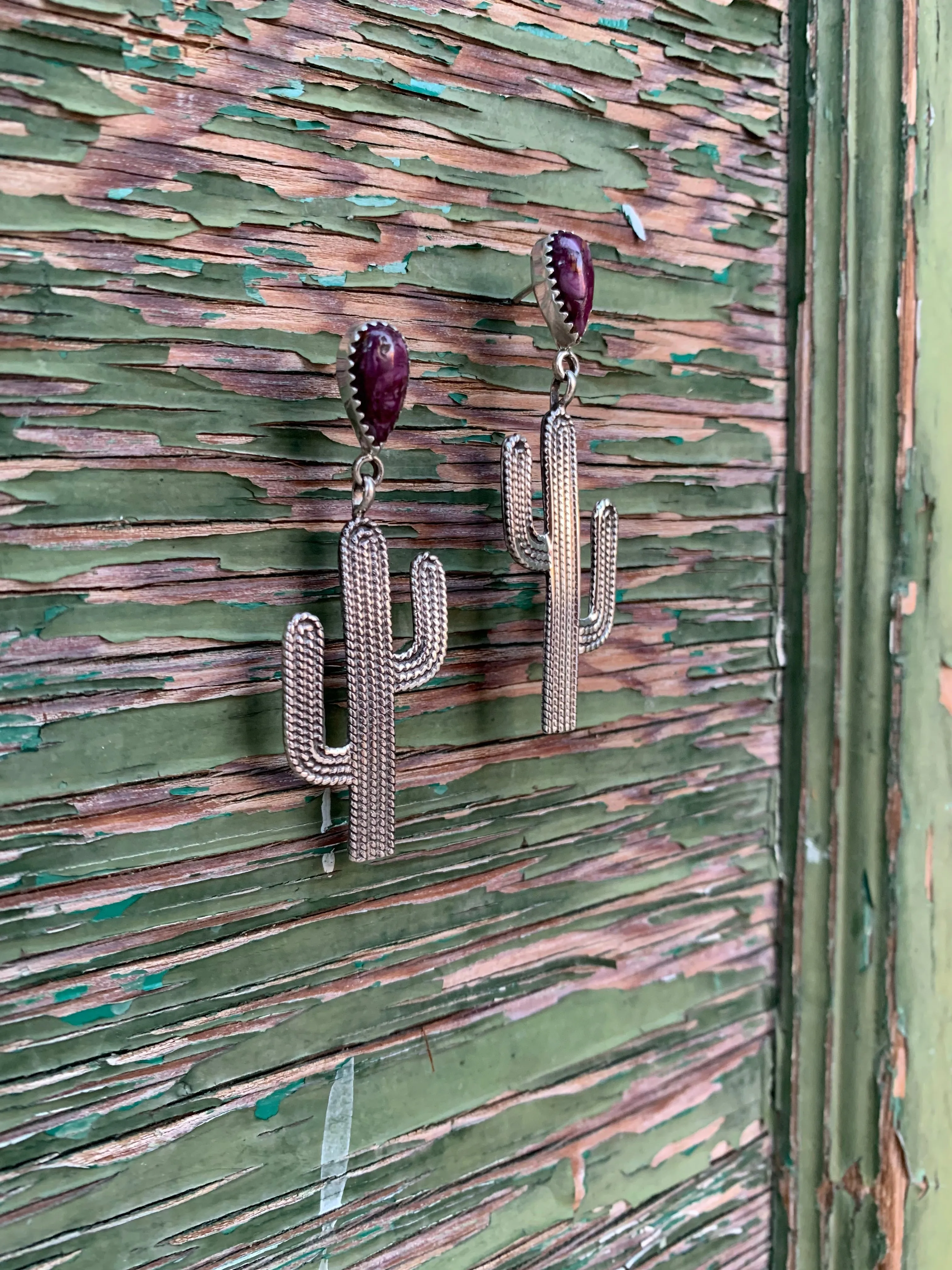 Cactus Post earrings in Purple Spiny