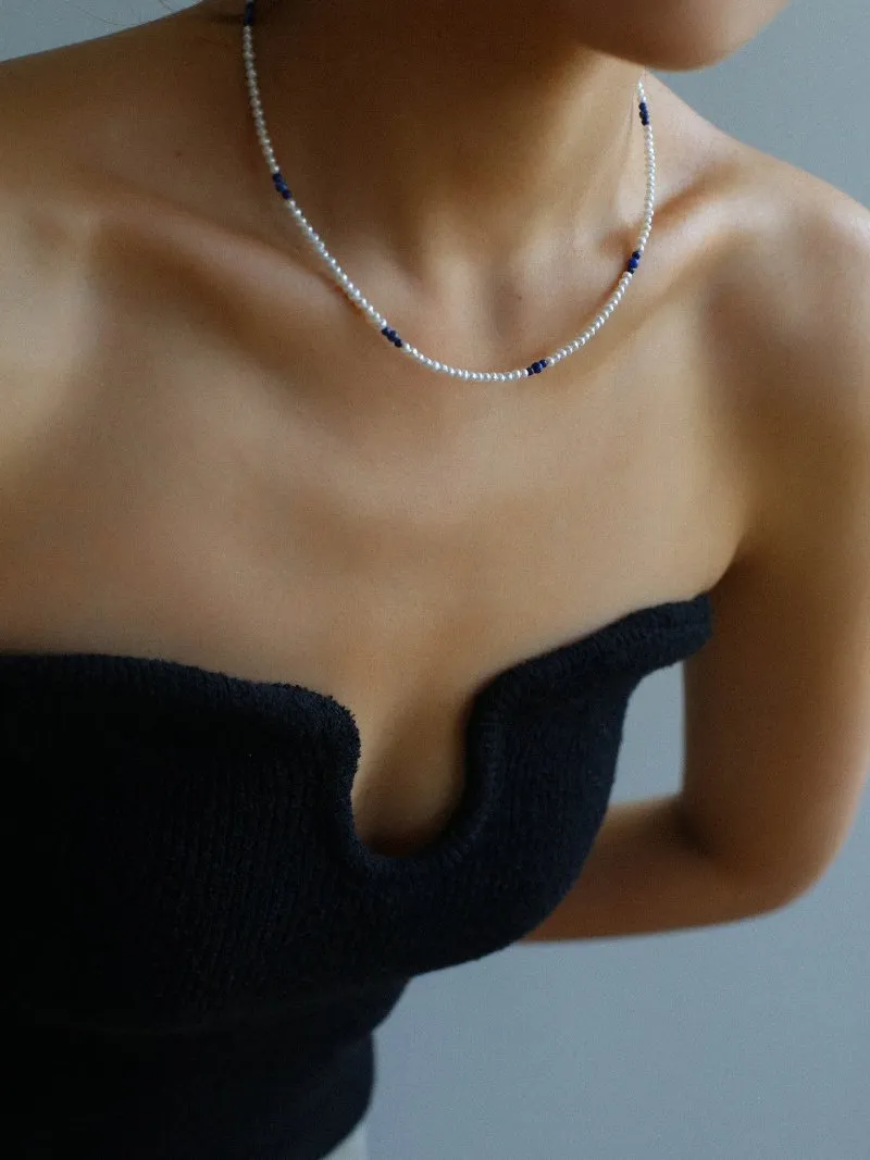 Minimalist Rice Pearl and Onyx Beaded Necklace