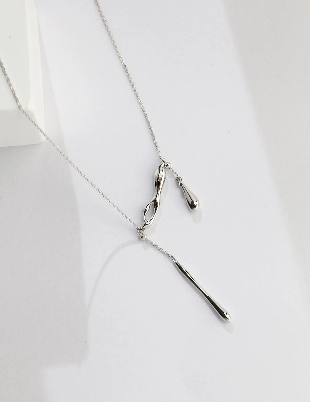 Minimalist Water Droplets Style Necklace