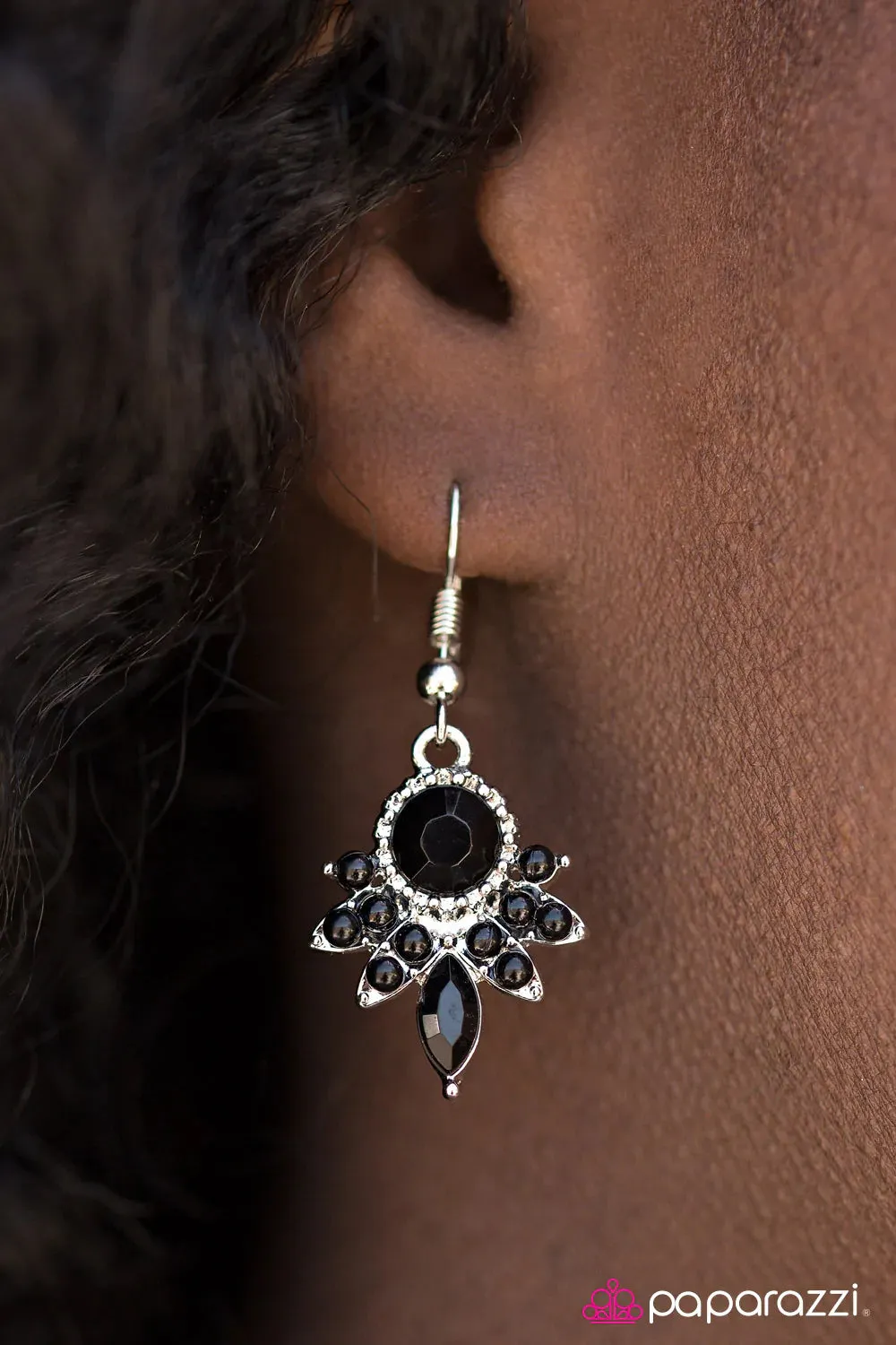 Paparazzi Earring ~ Palm Beach Party - Black