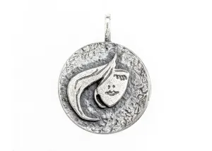 Stylish Face Medallion Coin Necklace