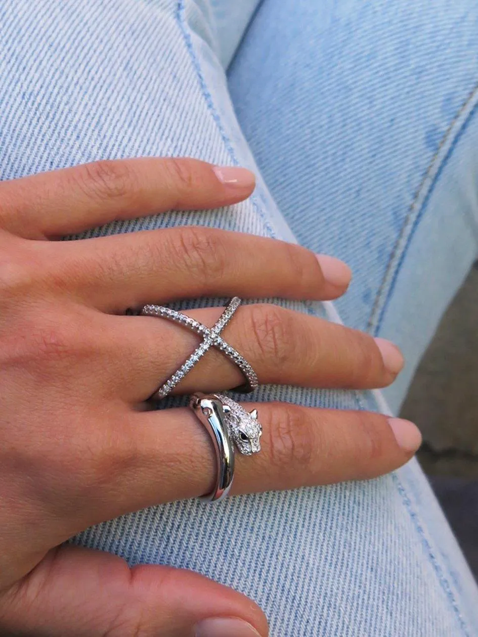 Twisted Panther Ring in Silver